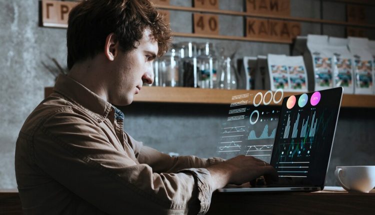 Criação de Sites em Alta: O Crescimento do Mercado Digital e Oportunidades Para 2025